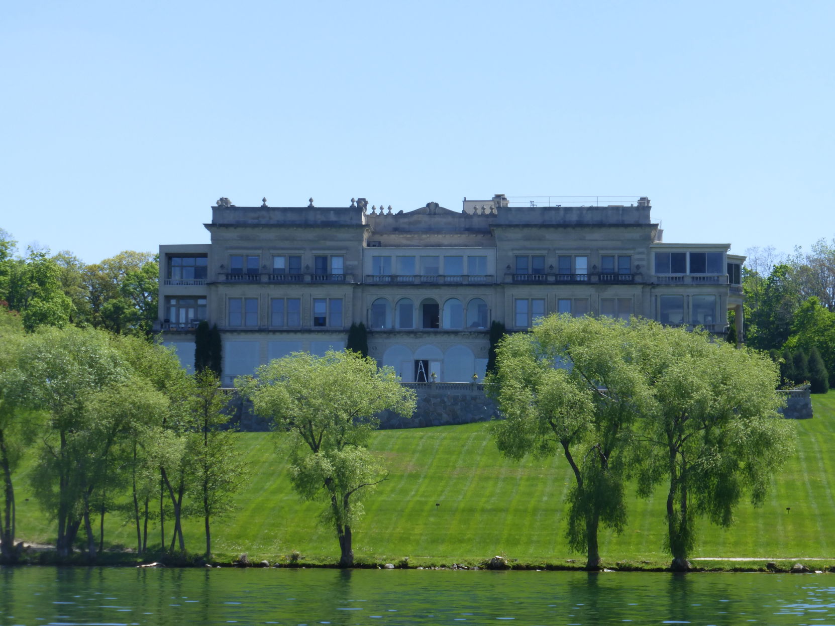 Stone Manor